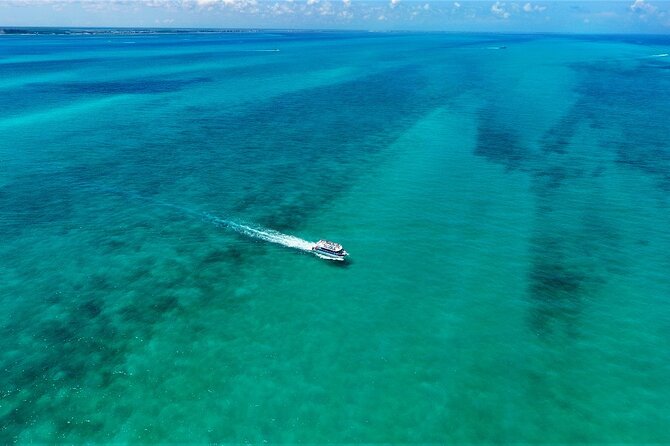 Discovering Isla Mujeres on a Double Decker Catamaran - Why Playa Norte deserves priority