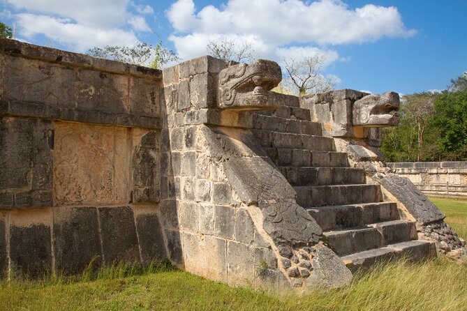 Early morning Chichen Itza Tour: Cenote and Tequila Tasting - Who should book this tour