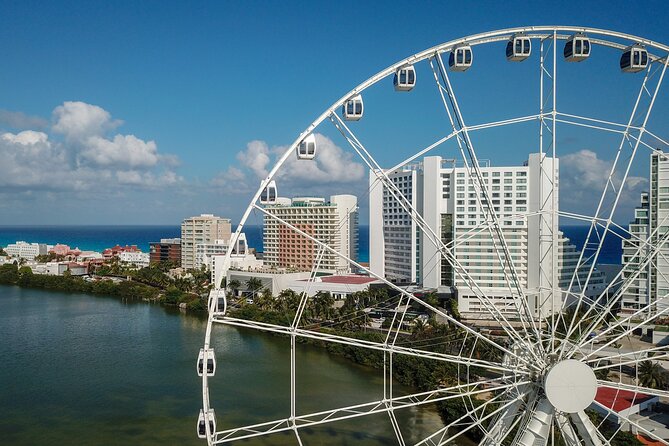 El Sol De Cancun : Panoramic Tour in Regular Cabin - A short ride with a wide Cancun view