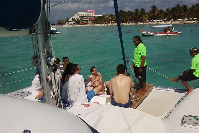 Enjoy an amazing day in Isla Mujeres with snorkeling food, drinks and round trip - Who will enjoy this Cancun boat day