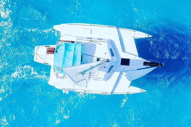 Exciting Catamaran Tour to Isla Mujeres, from Cancún! - Beach-club lunch and the practical details
