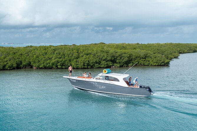Exclusive Isla Mujeres and Cancun Private Yacht Tour - Starting at Marina Bartolomé on Isla Mujeres