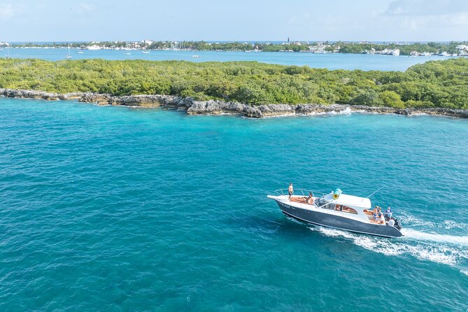 Exclusive Isla Mujeres and Cancun Private Yacht Tour - Drinks, Ceviche, and Snacks on Deck