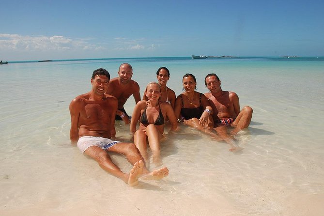 Excursion Isla Contoy & Isla Mujeres from Cancun - The buffet lunch comes late