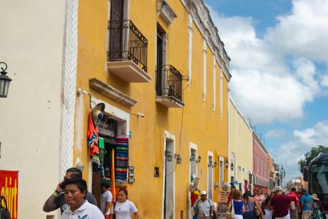 Experience Chichén Itzá: Full Day Tour with Cenote & Valladolid - What is included, and what you should bring