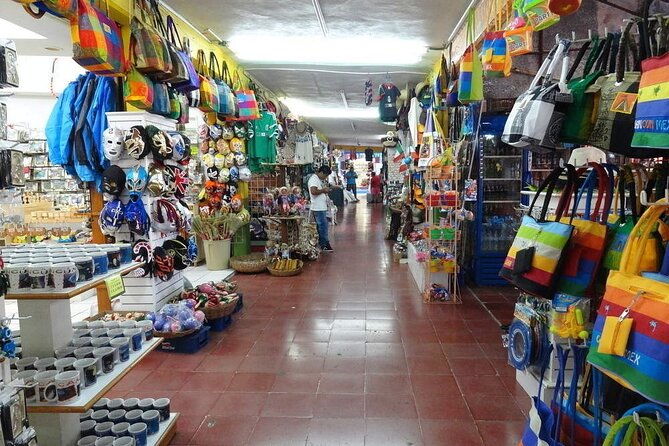 Explore Cancun City Tour! Round Bus transportation - What this Cancun city tour actually covers