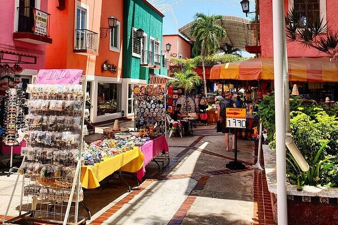 Explore Cancun City Tour! Round Bus transportation - What the tour is worth for your time and money