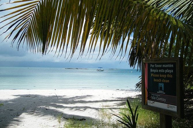 Explore Contoy Island - Beach buffet and drinks