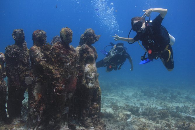For certified Divers Experience the Under Water Museum and the Manchones Reef - What the $109 price really covers