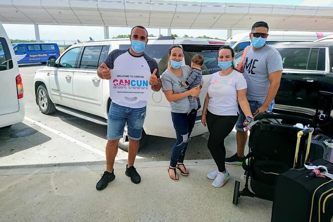 From Cancun Airport To Puerto Aventuras (Round Trip) - What the service does well