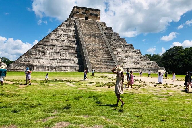 Full Day Tour Chichén Itzá Cenote Saamal Valladolid with buffet - Getting from Cancun to Chichén Itzá