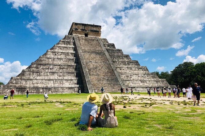 Full Day Tour Chichén Itzá Cenote Saamal Valladolid with buffet - Chichén Itzá with a guided introduction