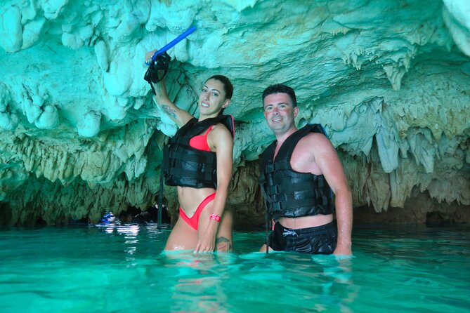 Full-Day Tour of Tulum Ruins and Cenotes with Lunch - If You Are Not a Strong Swimmer