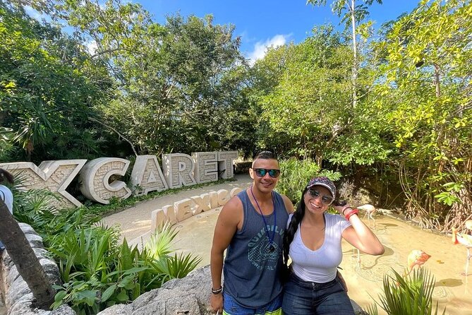 Full day Xcaret Plus & Buffet & from Cancun & Playa del Carmen - What the guide and group arrangement add