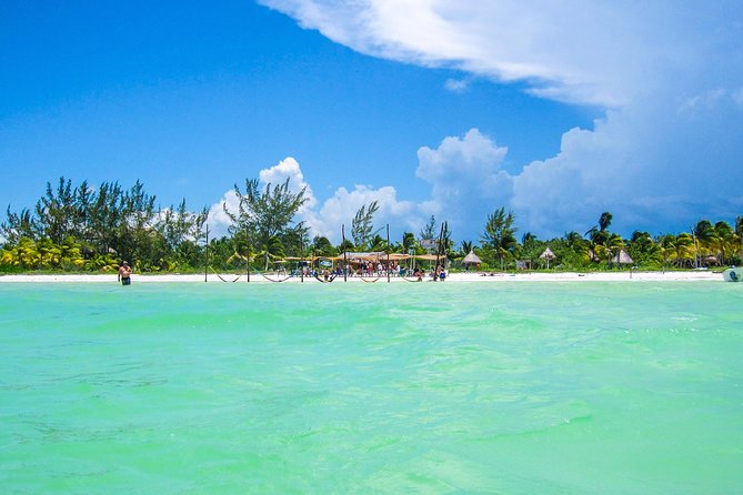 Holbox Island Tour departure from Cancun - Transport, safety, and the long day