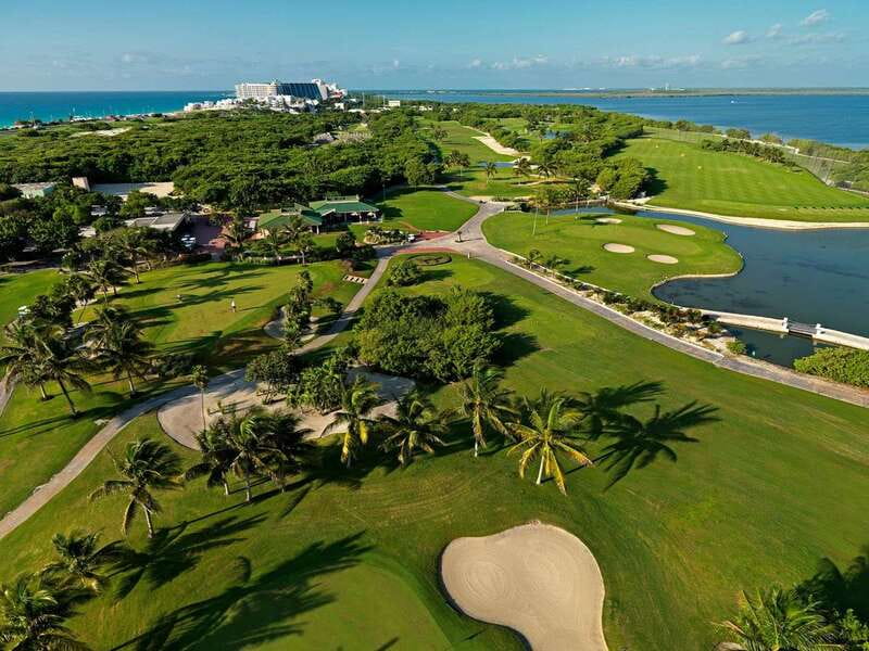 Iberostar Cancun Golf Course - A golf course between the sea and Nichupté Lagoon
