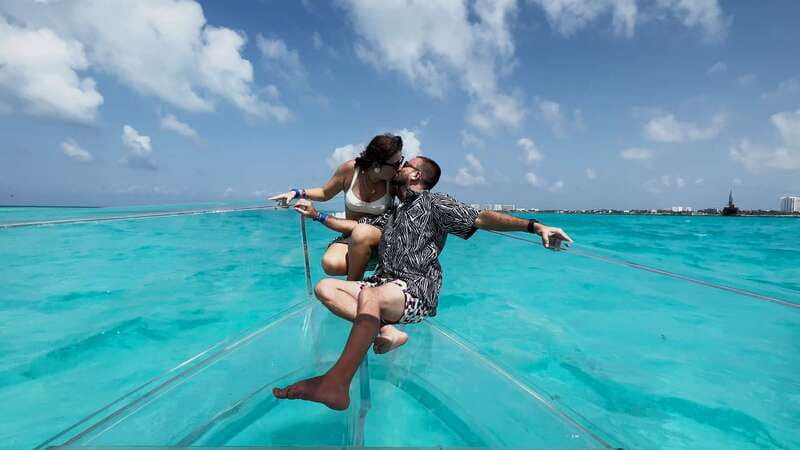 Isla Mujeres: 100% Transparent boat ride - Should you book the Isla Mujeres transparent boat?