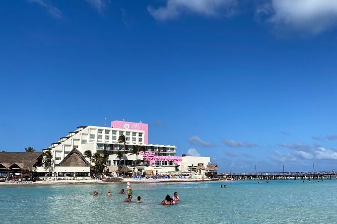 Isla Mujeres Basic Tour in Catamaran with Snorkel and Open Bar - What the $59 price really covers