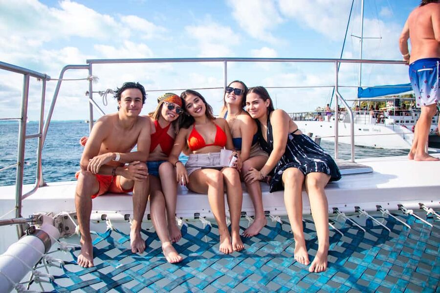 Isla Mujeres Catamaran, Snorkel & Buffet Lunch - What the Return Sail Feels Like