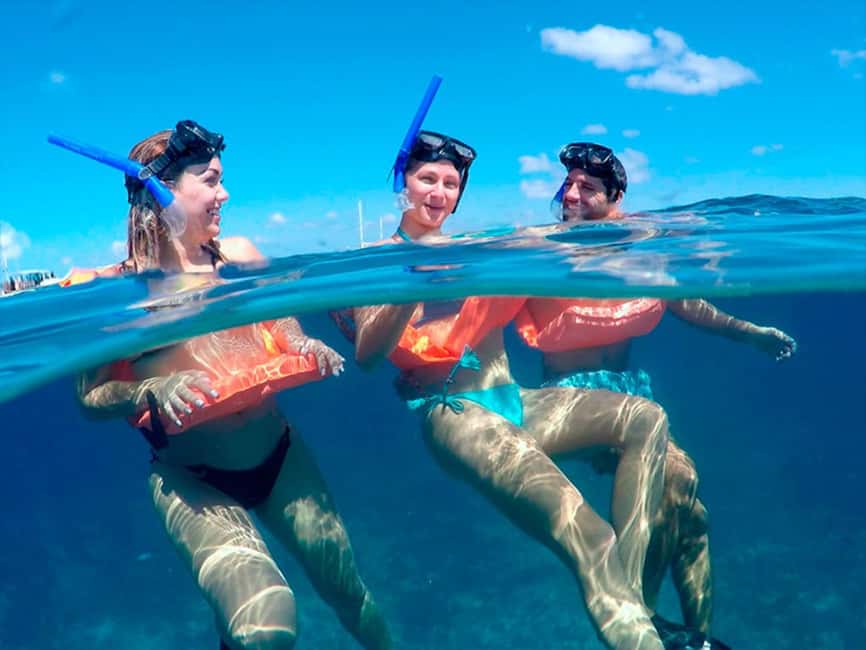 Isla Mujeres Catamaran Tour: Snorkel & Beach Adventure - El Meco reef and the underwater statues