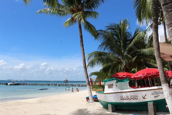 Isla Mujeres Catamaran Tour with Snorkeling at MUSA, Buffet Lunch & Open Bar - Free time in downtown Isla Mujeres