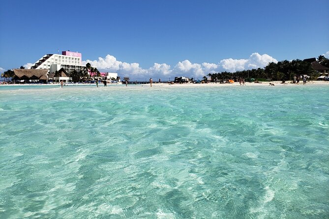 Isla Mujeres Full Day Tour on Yacht with Snorkel and Buffet - Practical details that can affect your day