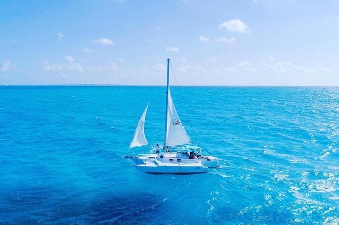 Isla Mujeres Premium Tour in Private Catamaran with Lunch - Key points to know before you book