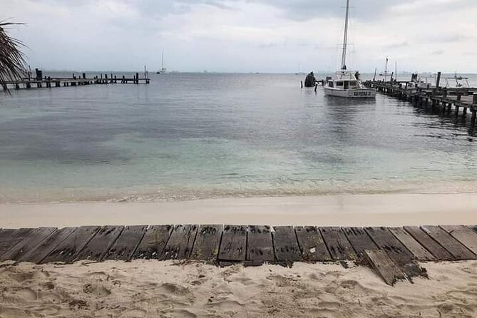 Isla Mujeres Premium Tour in Private Catamaran with Lunch - Two hours at Playa Norte