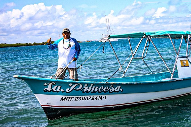 Isla Mujeres Snorkeling Tour Adventure - What the small boat and group size mean