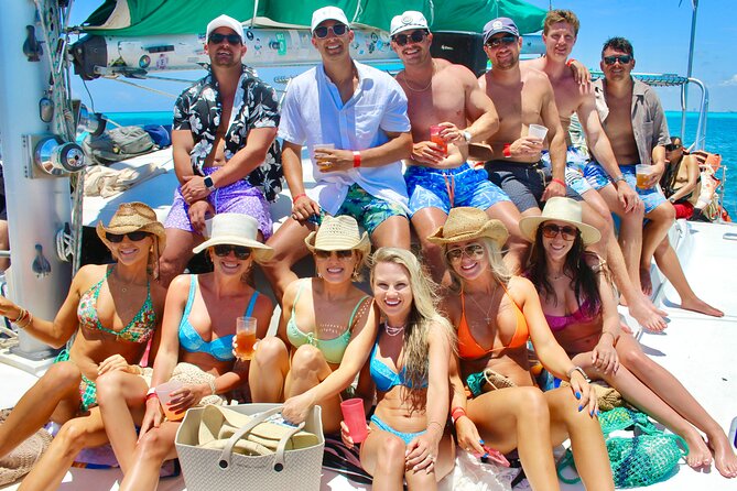 Isla Mujeres Spring Break Party Catamaran Snorkel and Open Bar - Buffet lunch at the beach club