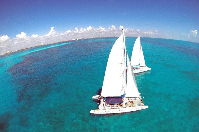 Isla Mujeres tour from Cancún (open bar, lunch ) - A Short Walk Around Isla Mujeres