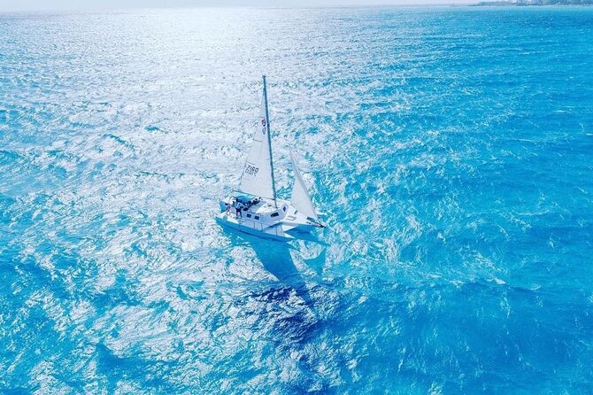 Isla Mujeres Tour in Private Catamaran with Snorkel and Lunch - Playa Norte and the hour you need to protect