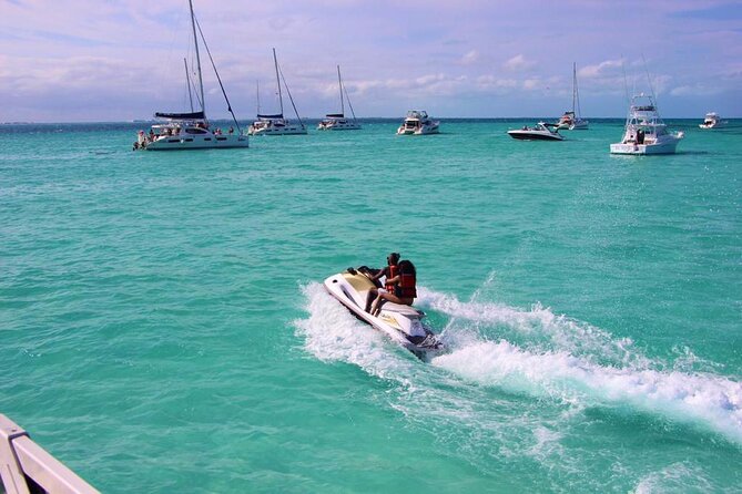 Jet Ski Rental in Cancun for 2 People - Equipment condition deserves a closer look