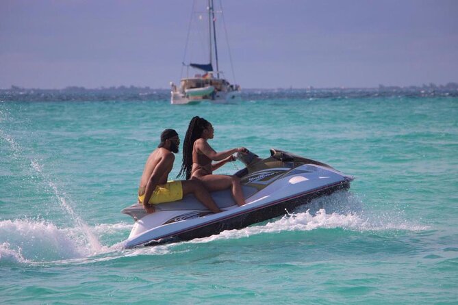 Jet Ski Rental in Cancun for 2 People - Why the guides matter
