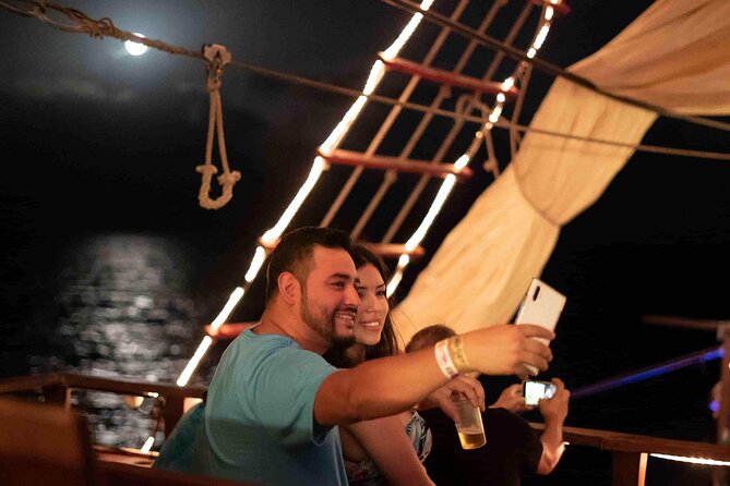 Jolly Roger Pirate Show and Dinner in Cancun - Dinner Below Deck: What Is Worth Ordering