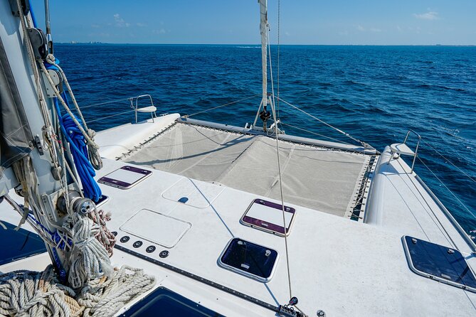 Laura Catamaran Private Tour to Isla Mujeres - The crew can make or break the day