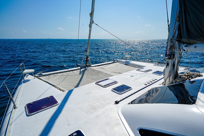 Laura Catamaran Private Tour to Isla Mujeres - Who should book this catamaran day