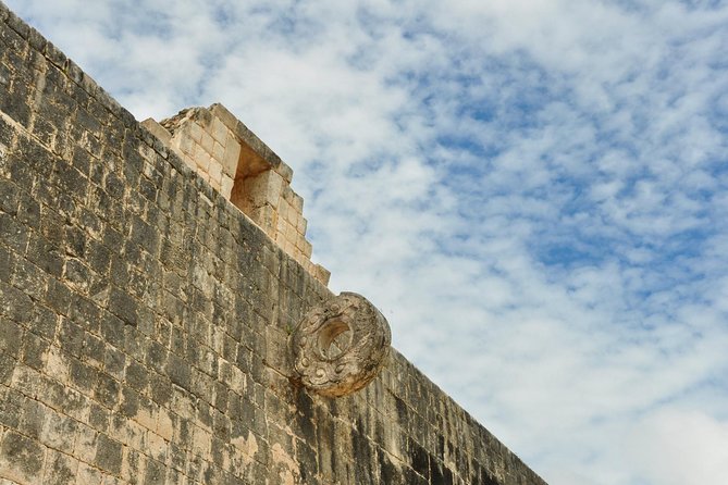LDS Tour to Chichen Itza + Cenote - Lunch with cochinita pibil and Yucatecan favorites