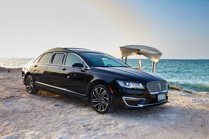Lincoln Strecth Limousine with Wi Fi on board - The ride to Tulum is about comfort, not sightseeing