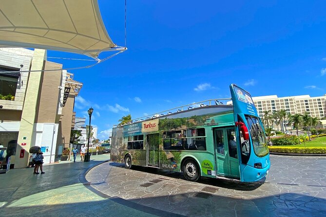 Live the Cancun City Experience! Round Transportation from Cancun - Guides, vehicles, and the feel of the day