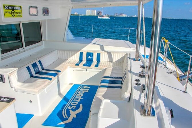 Luxury Catamaran Tour to Isla Mujeres with Transportation - The return sail to Cancun