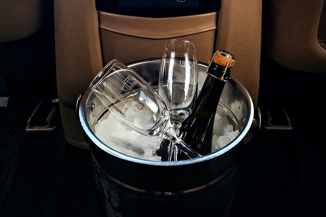 Luxury one way transfer to Tulum from Cancun airport - A straight ride from Cancun to Tulum