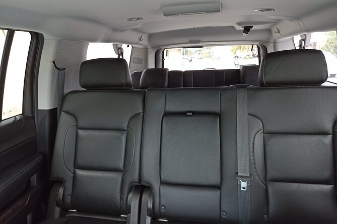 Luxury Private VIP Transportation from Cancun Airport - Communication and Driver Service