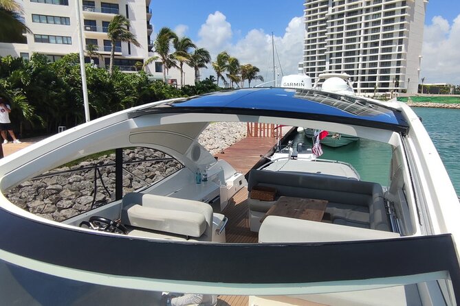 Luxury Sunseeker 50 - 6 hs Cancun - Isla Mujeres (MagicSea-SS) - Who will enjoy this most?