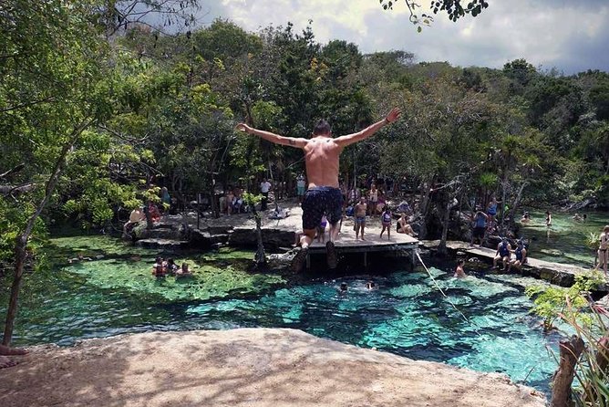 MAGIC BACALAR, 7 Colors Lagoon & Cenote Azul. Transport included - Lunch that makes the long day easier