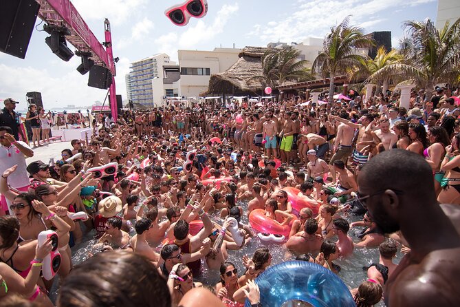 Mandala Beach Club Cancun - Food, cocktails, and the cost of your package