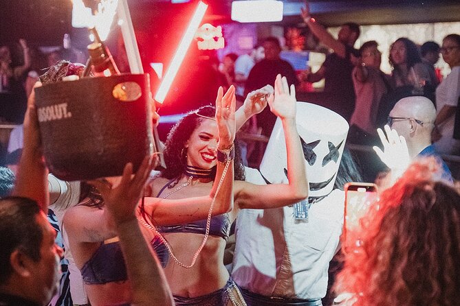 Mandala Cancun NightClub - The music is a major reason to choose Mandala