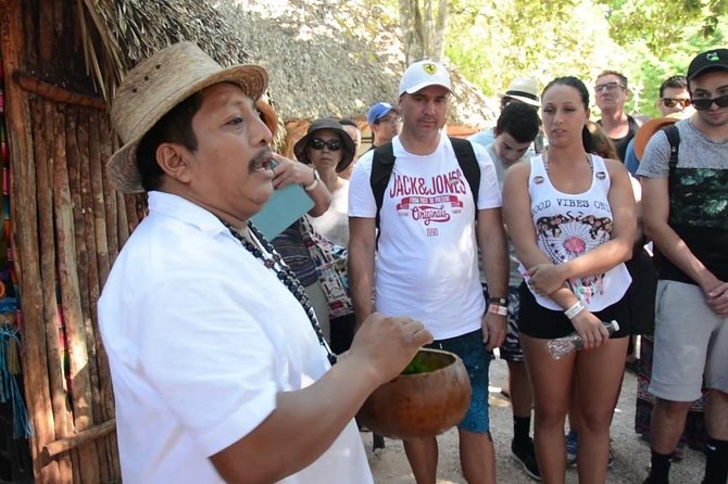 Oncelife experience of CHICHEN ITZA NIGHT SHOW. Cenote and Valladolid included. - A regional buffet after the swim