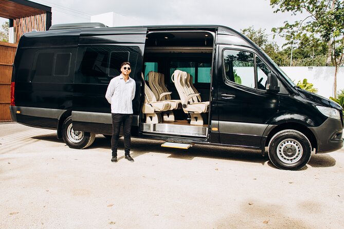 One way Private Transfer Cancun - Cancun International Airport - Small details that make the ride easier