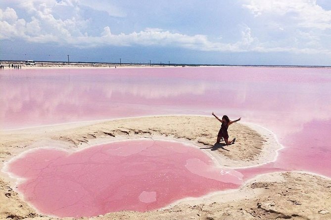 Pink Lake Tour from Las Coloradas with lunch and boat ride - The Mayan mud bath is simple, not a spa treatment